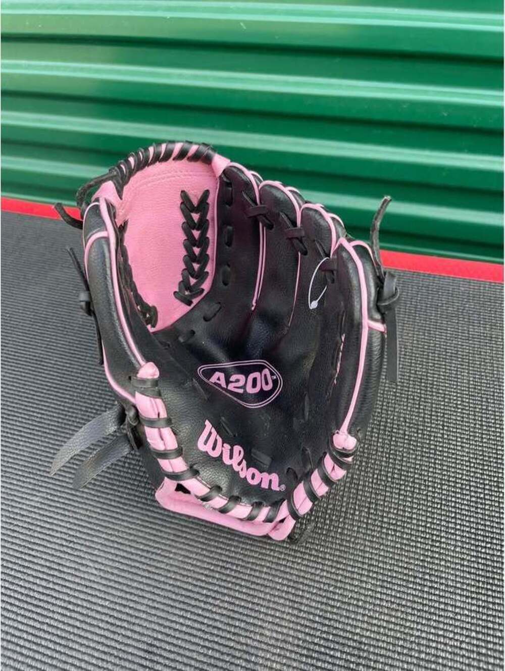 Wilson A200 T-Ball Glove